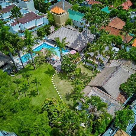 Villa Kalis, 10 Bedroom Family And Group Villa Seminyak Exterior foto