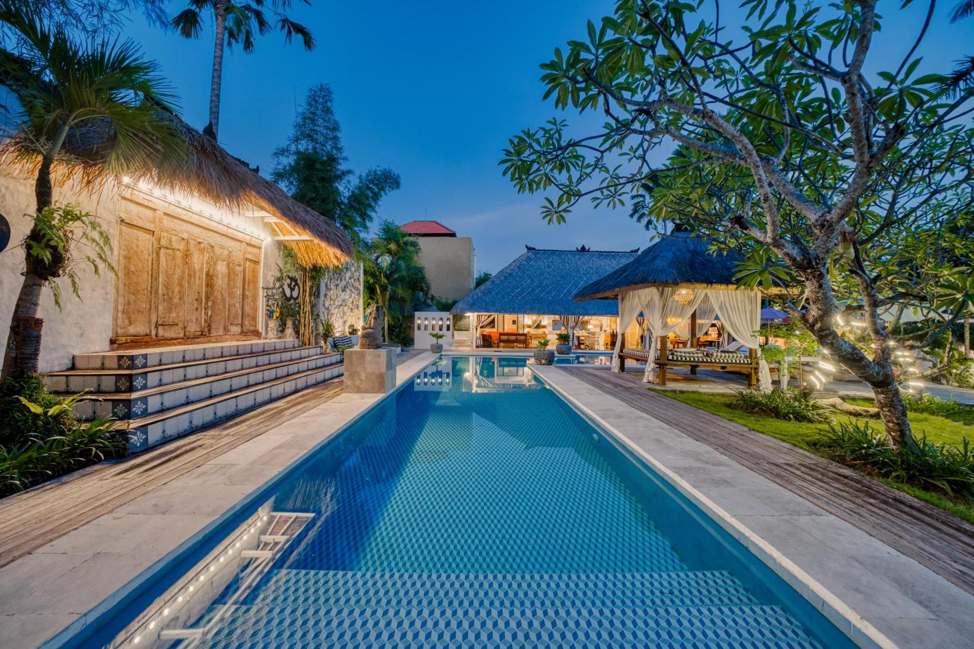 Villa Kalis, 10 Bedroom Family And Group Villa Seminyak Exterior foto